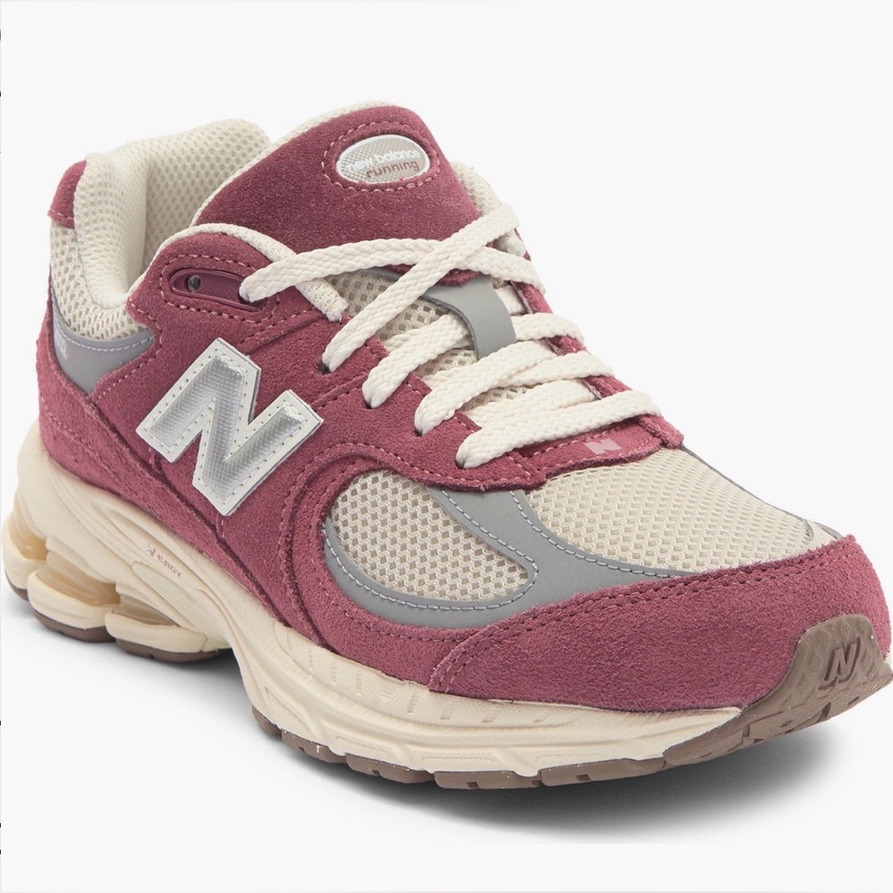 New Balance Kids 2002R Sneaker Shoes Red Grey GC2002S